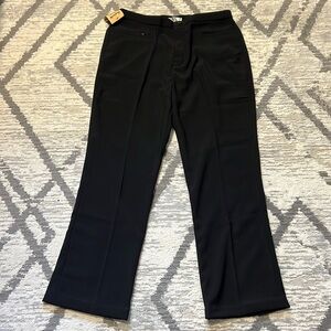 Women’s Black Straight Leg Dress Pants